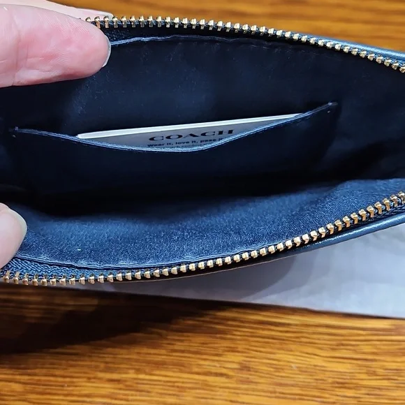 Coach Corner Zip Wristlet In Signature Denim NWT - Picture 6 of 8